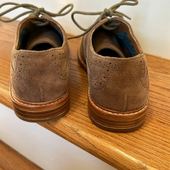 Fossil size 8 1/2 taupe suede oxford wingtip - Picture 4 of 5